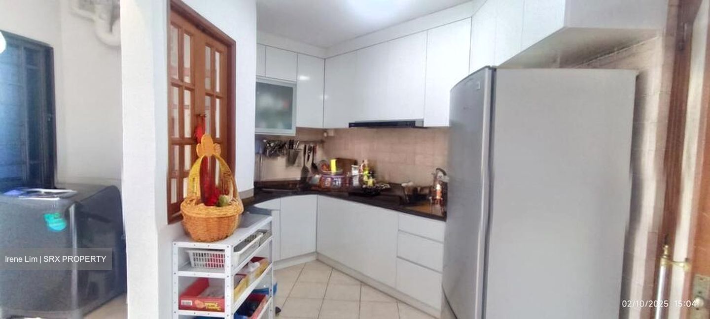 Blk 286B Toh Guan Road (Jurong East), HDB Executive #497618851
